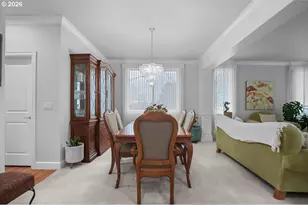 4728 Cambridge Ct, Lake Oswego, OR 97035 - Photo 2