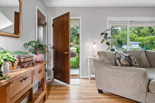 7645 SW 84th Ave, Portland, OR 97223 - Photo 4