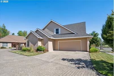 2787 Hazelnut Dr, Woodburn, OR 97071 - Photo 38