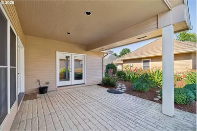 2787 Hazelnut Dr, Woodburn, OR 97071 - Photo 32