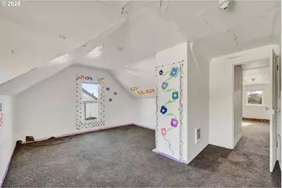 168 N Cleveland St, Eugene, OR 97402 - Photo 22