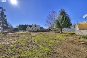 168 N Cleveland St, Eugene, OR 97402 - Photo 26