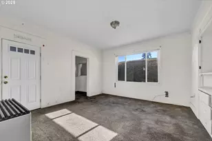 168 N Cleveland St, Eugene, OR 97402 - Photo 6