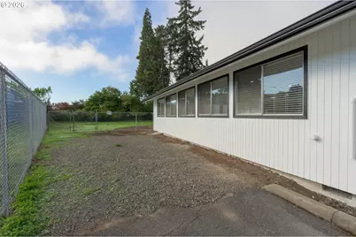 32 Marion Ln, Eugene, OR 97404 - Photo 24