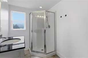 1610 NE 13th St, Lincoln City, OR 97367 - Photo 22