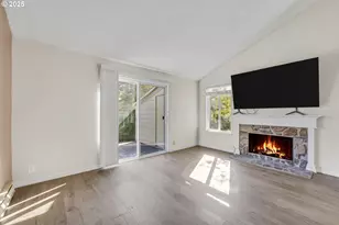 11656 SW Boones Bend Dr, Beaverton, OR 97008 - Photo 4