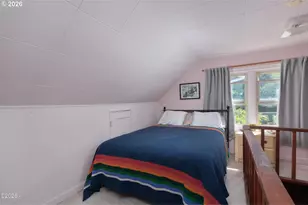 1822 SE 2nd St, Lincoln City, OR 97367 - Photo 22