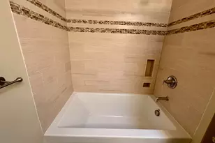 960 NE 108th Ave, Portland, OR 97220 - Photo 22