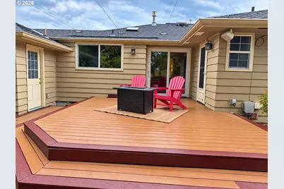 960 NE 108th Ave, Portland, OR 97220 - Photo 26