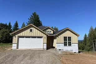 19045 Ochoco Ct, Sandy, OR 97055 - Photo 2
