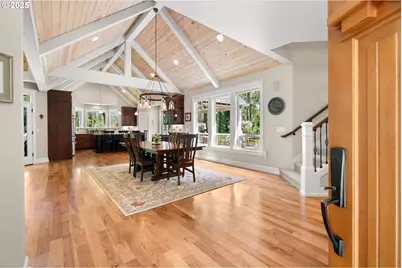 31678 SW Isle Way Ln, West Linn, OR 97068 - Photo 10