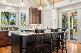 31678 SW Isle Way Ln, West Linn, OR 97068 - Photo 16