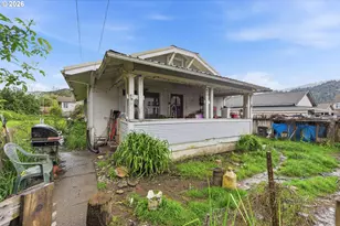 480 Poplar St, Powers, OR 97466 - Photo 6