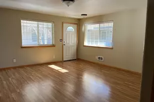 1150 Hemlock St E, Florence, OR 97439 - Photo 4