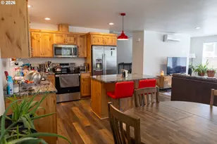 233 S 15th St, Philomath, OR 97370 - Photo 22