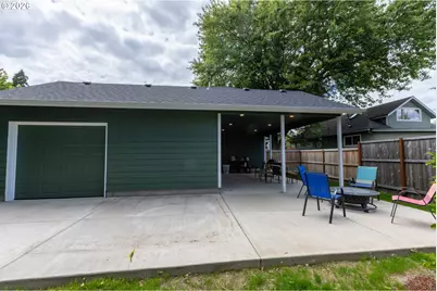 233 S 15th St, Philomath, OR 97370 - Photo 40