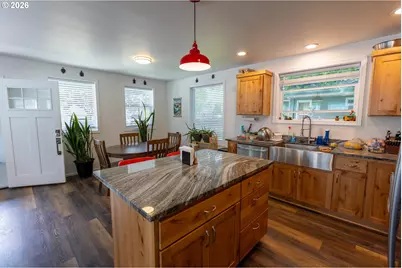 233 S 15th St, Philomath, OR 97370 - Photo 20