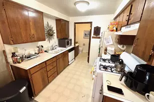 3790 Onyx, Eugene, OR 97405 - Photo 6