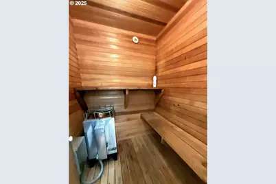 3790 Onyx, Eugene, OR 97405 - Photo 8