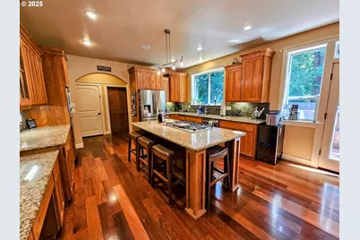 12925 SW Bell Rd, Sherwood, OR 97140 - Photo 4