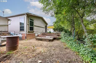 550 S State St, Sutherlin, OR 97479 - Photo 26