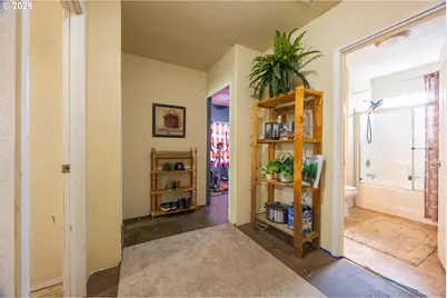 550 S State St #70, Sutherlin, OR 97479 - Photo 16