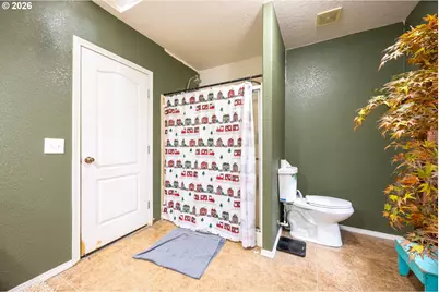 550 S State St #70, Sutherlin, OR 97479 - Photo 24