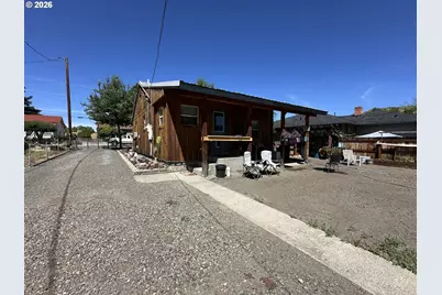 311 NW Bridge St, John Day, OR 97845 - Photo 24