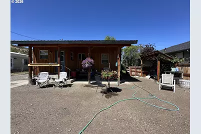 311 NW Bridge St, John Day, OR 97845 - Photo 20