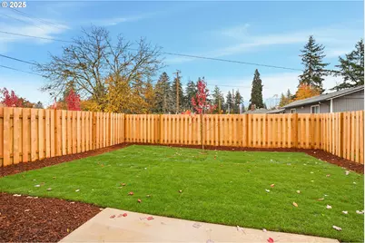 14720 SE Powell Blvd, Portland, OR 97236 - Photo 16