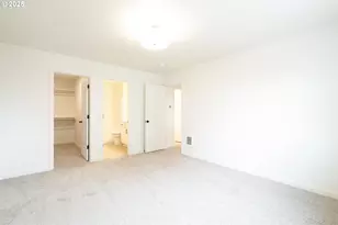 14720 SE Powell Blvd, Portland, OR 97236 - Photo 10