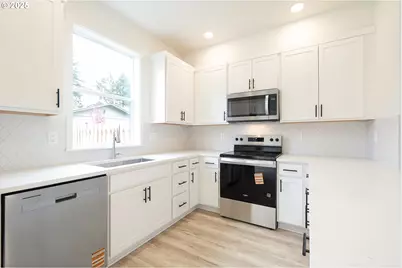 14720 SE Powell Blvd, Portland, OR 97236 - Photo 6
