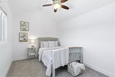 20122 NE Interlachen Ln, Fairview, OR 97024 - Photo 24