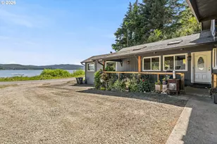 1995 N Bayview Rd, Waldport, OR 97394 - Photo 4