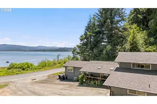 1995 N Bayview Rd, Waldport, OR 97394 - Photo 2