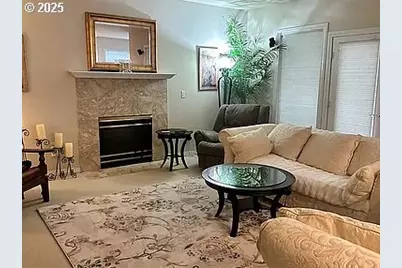 8674 SW 168th Ave, Beaverton, OR 97007 - Photo 4