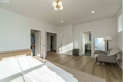 800 E 37th St, Vancouver, WA 98663 - Photo 26