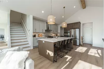 800 E 37th St, Vancouver, WA 98663 - Photo 18