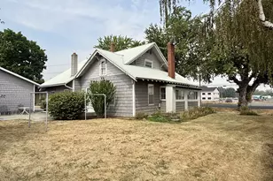 10208 N McAlister Rd, Island City, OR 97850 - Photo 12
