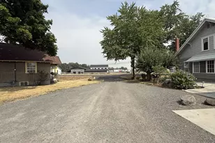 10208 N McAlister Rd, Island City, OR 97850 - Photo 8
