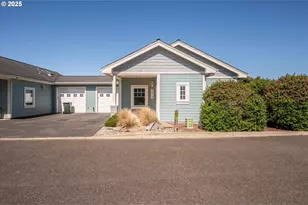 1312 Village Loop, Bandon, OR 97411 - Photo 4