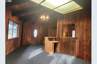 566 Greenwood Ave, Reedsport, OR 97467 - Photo 14