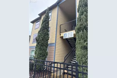 319 SE 162nd Ave #319, Portland, OR 97233 - Photo 1