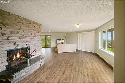 3457 Champlain Ct, Salem, OR 97304 - Photo 6