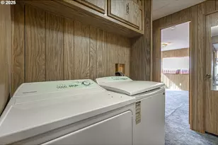 2150 Laura St, Springfield, OR 97477 - Photo 20