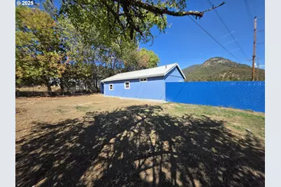 510 Boyer Rd, Riddle, OR 97469 - Photo 8