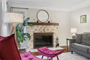 3286 NE Holman St, Portland, OR 97211 - Photo 8