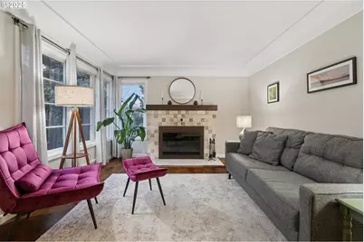 3286 NE Holman St, Portland, OR 97211 - Photo 6