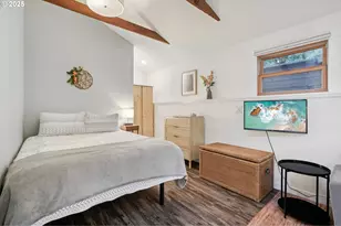 3286 NE Holman St, Portland, OR 97211 - Photo 36