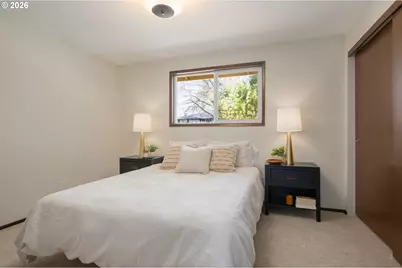 1153 Elizabeth St, Eugene, OR 97402 - Photo 26